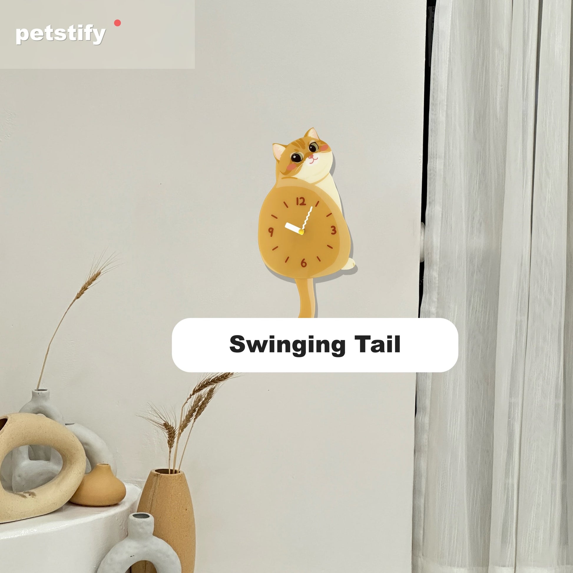 Petstify Golden Shaded Cat cat wall clock - close-up of the swinging tail detail