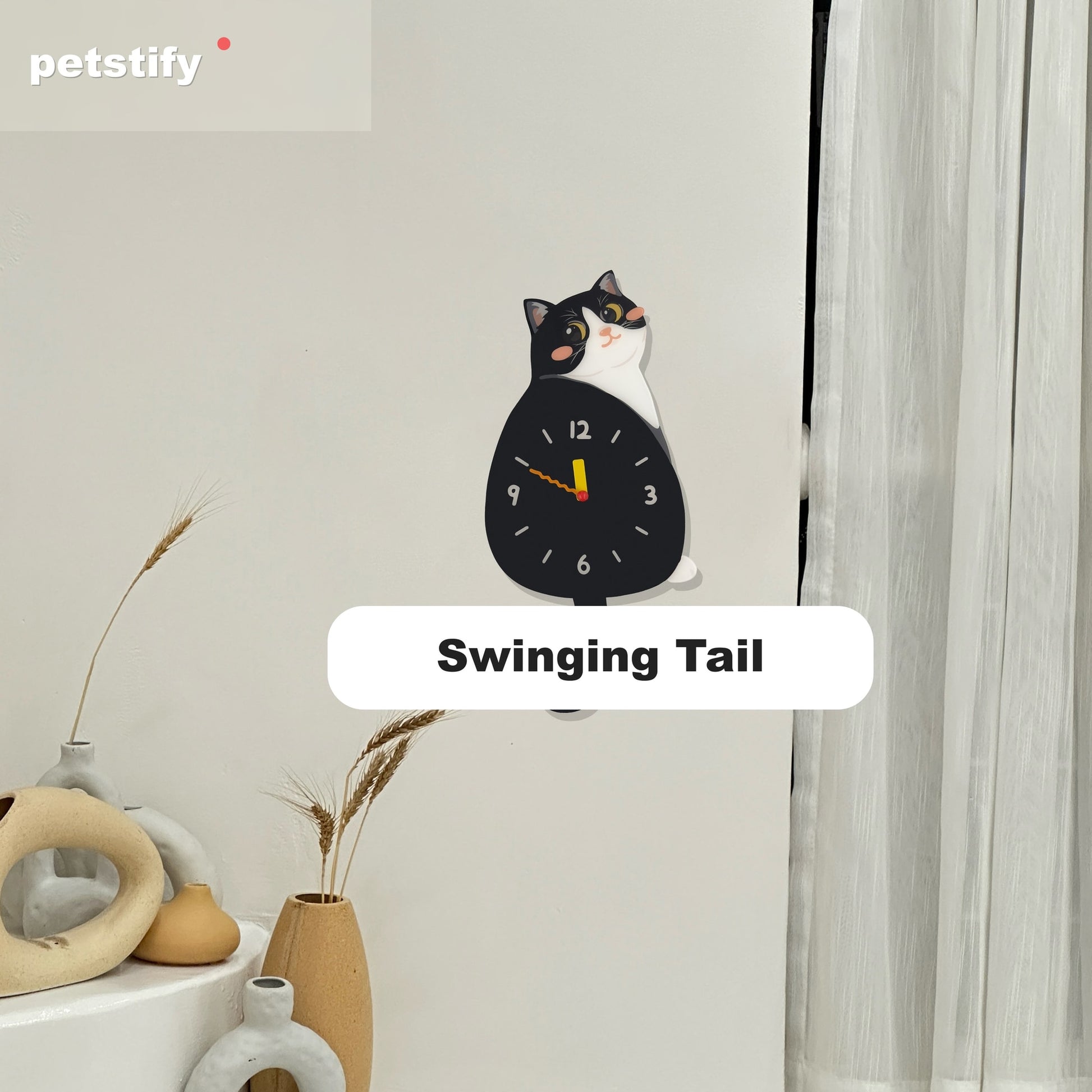 Petstify Tuxedo Cat cat wall clock - close-up of the swinging tail detail