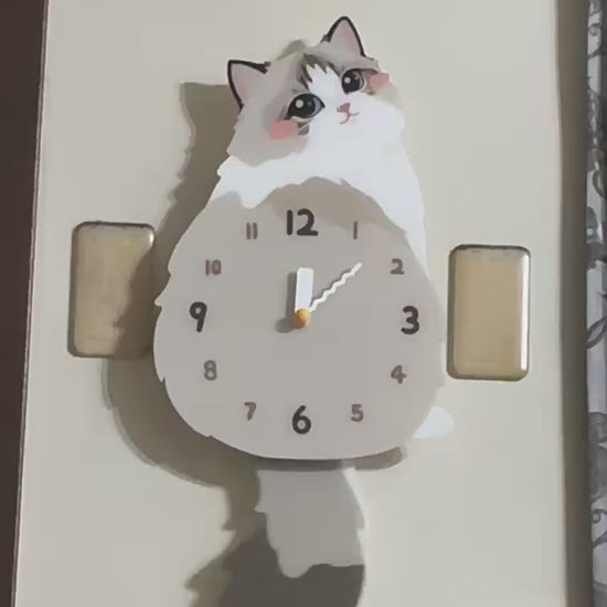 Seal Lynx Ragdoll wall clock original swinging tail demonstration