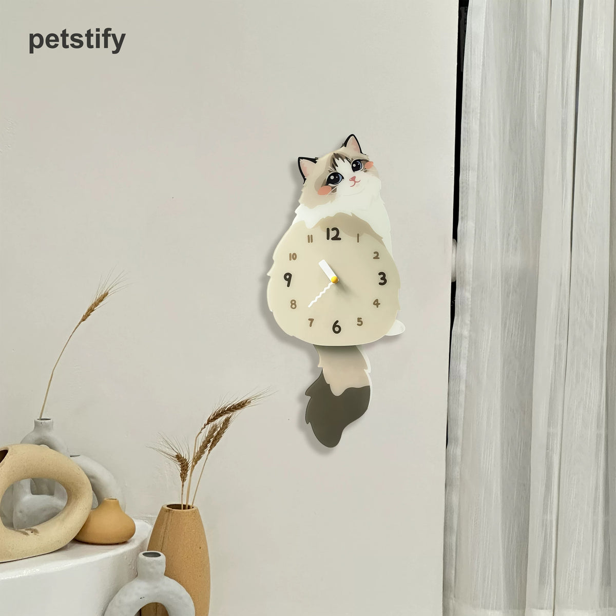 Seal Lynx Ragdoll wall clock — original product image