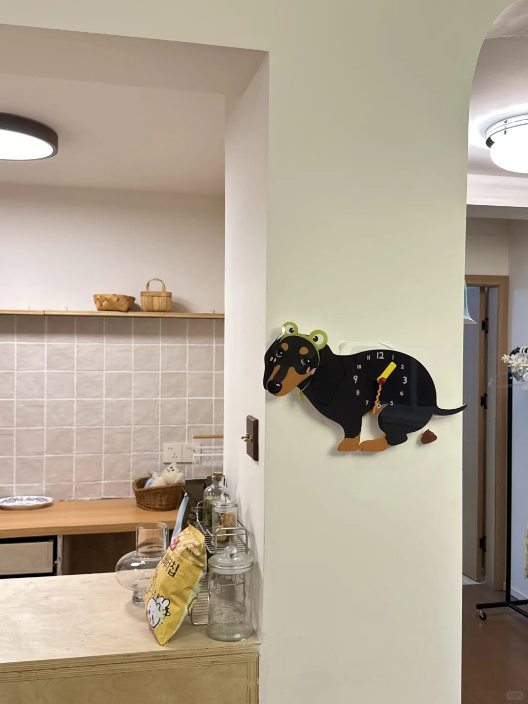 Black and Tan Dachshund Wall Clock with Swinging Poop Pendulum additional product view