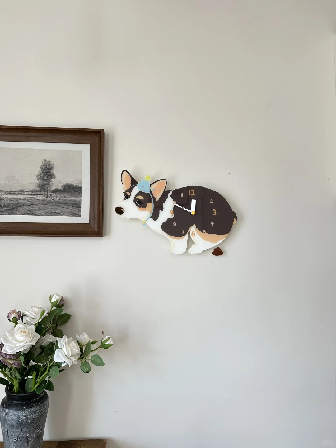 Black-Faced Tricolor Corgi Wall Clock with Swinging Poop Pendulum additional product view