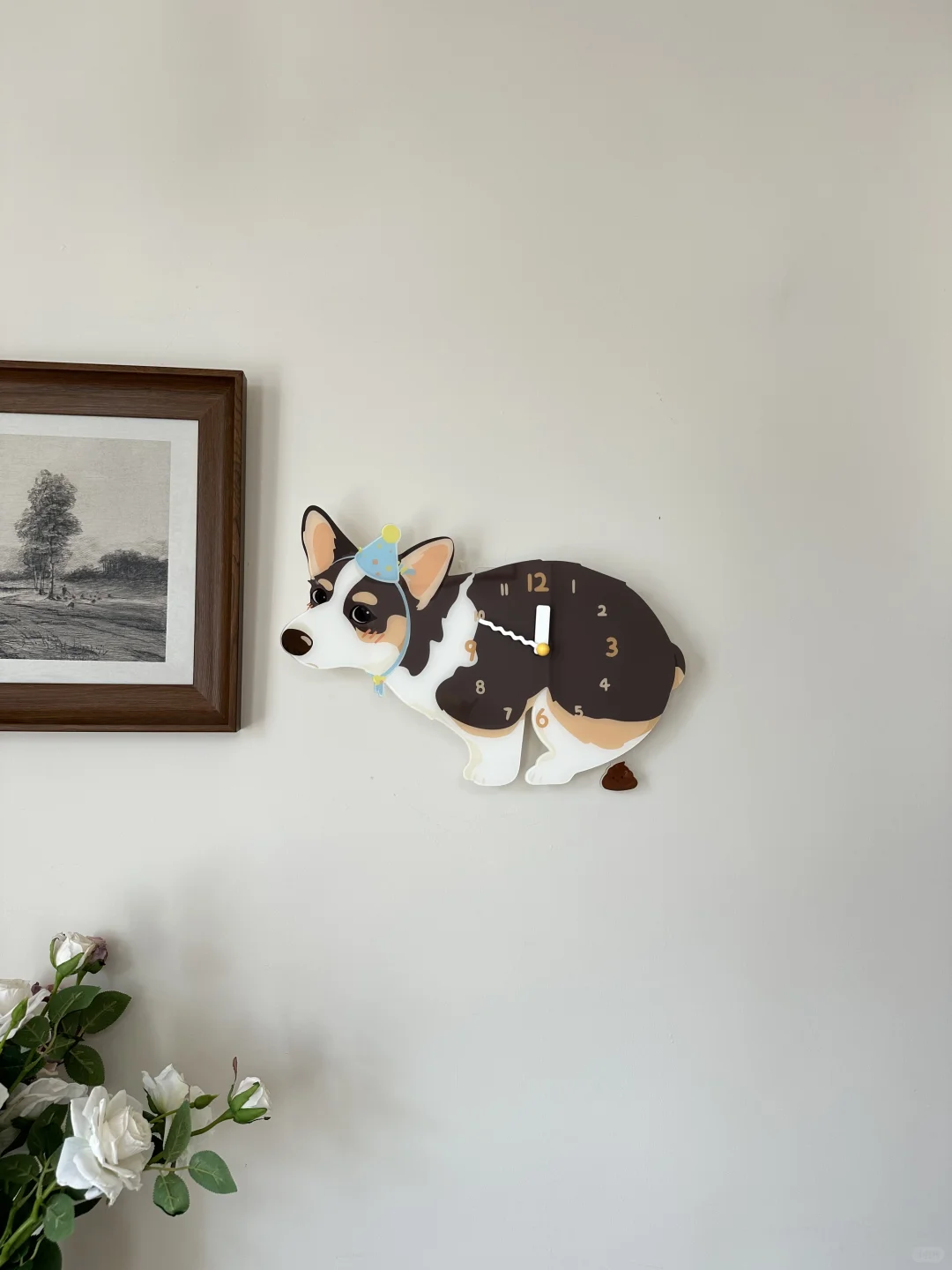 Black-Faced Tricolor Corgi Wall Clock with Swinging Poop Pendulum additional product detail